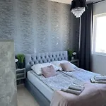 Luxury 286