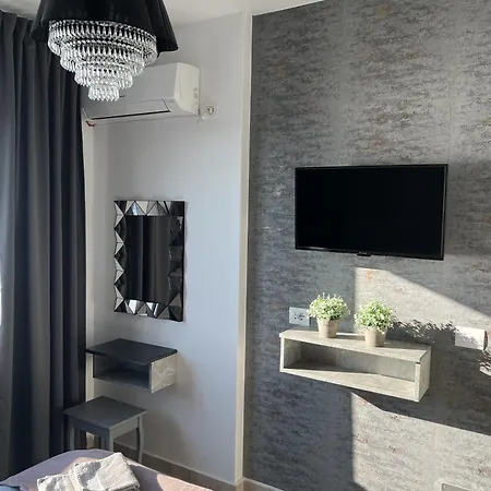 Luxury 286 Саранда
